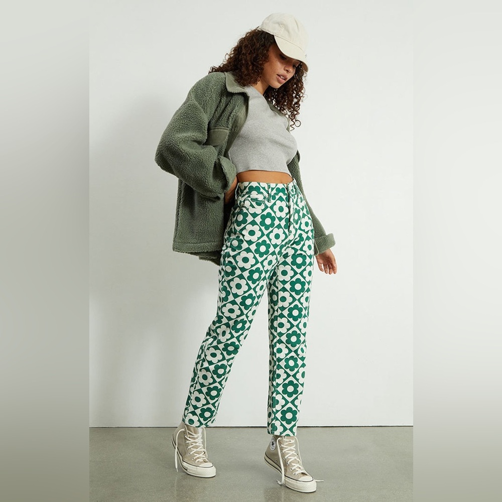 Pacsun Green & White Daisy High Rise Straight Jeans Size 24